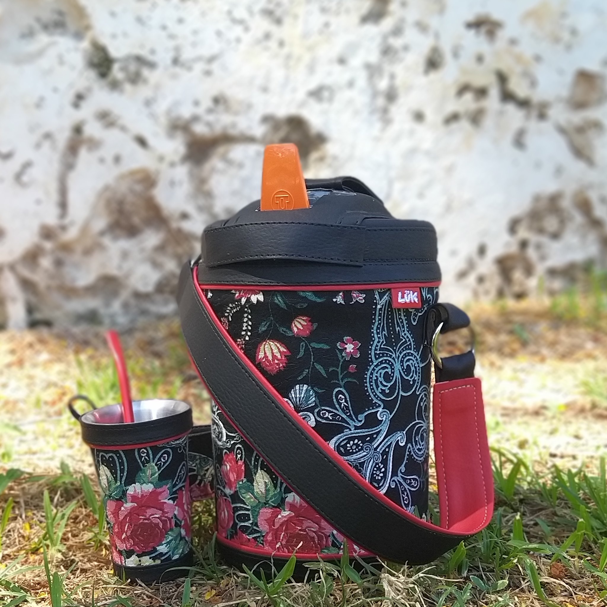 Luk Termolar Estampado Rosas Negro
